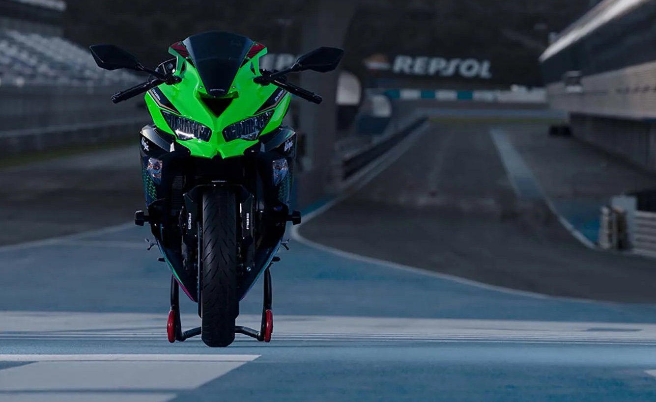 Ninja ZX-25R | Visordown